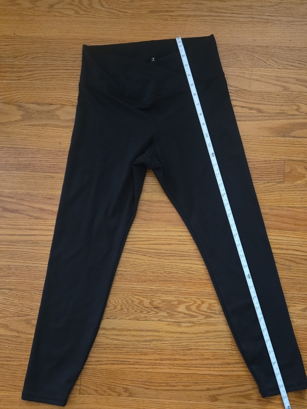 EUC--Danskin V-Front Leggings (Size M)